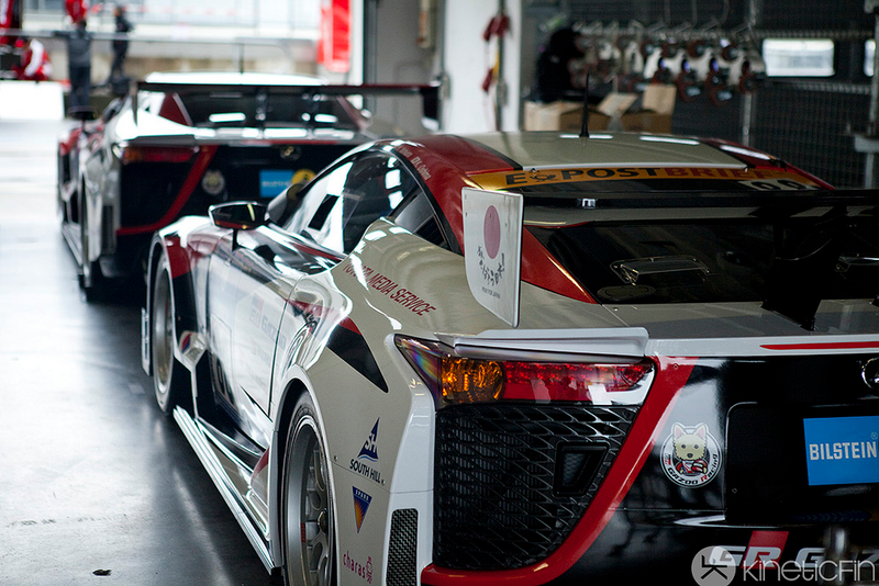 Illustration for article titled The sun rises over the Nürburgring